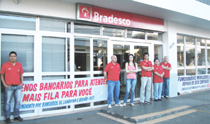 Foto paralisa Bradesco 07022012 maior