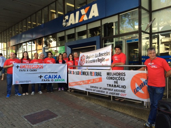 Bancários de Londrina mobilizados no evento.